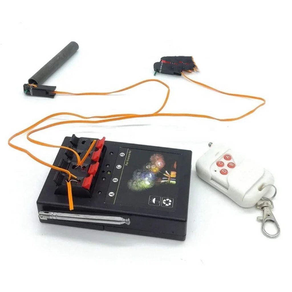 AM04R-3 Wireless Fireworks Firing System – Remote Pyrotechnic Ignition Controller - image 2
